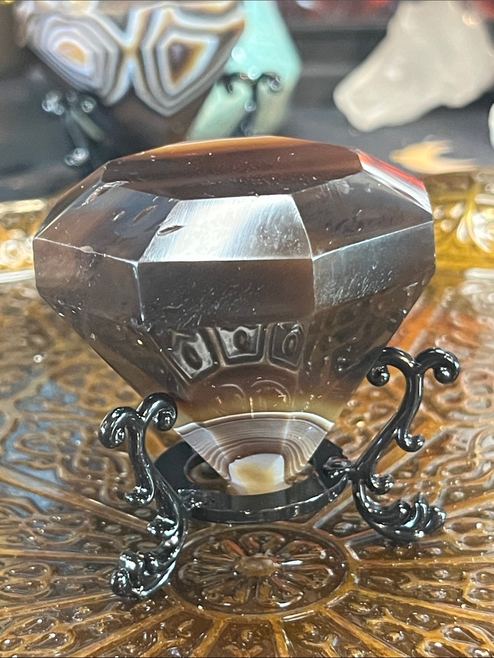 Coffee agate diamond with stand all